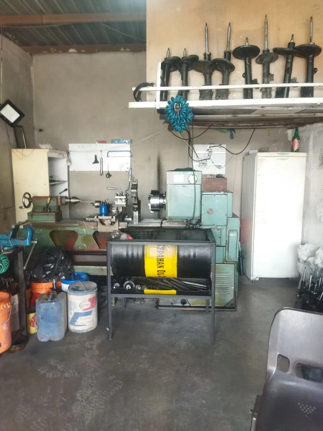 تعمیر و تعویض کمک فنر ماشینهای ایرانی وخارجی|قطعات یدکی و لوازم جانبی|اسلام‌شهر, شهرک سعیدیه|دیوار