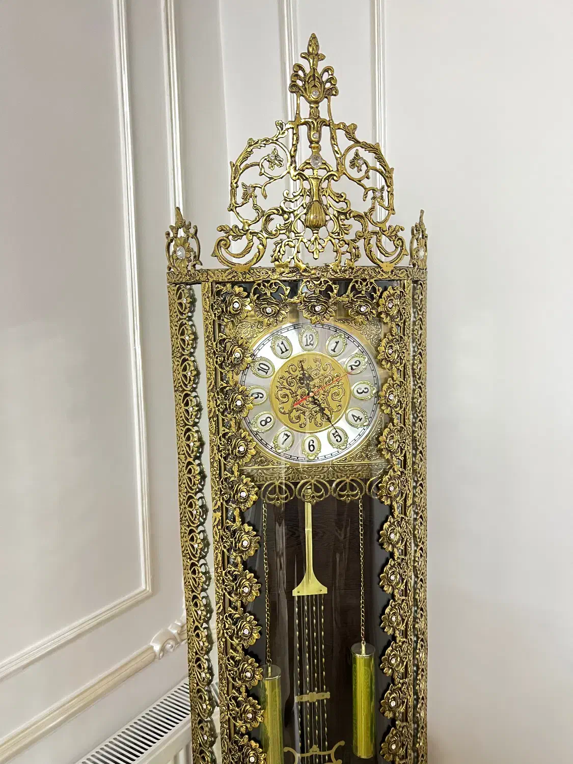 ساعت ایستاده|ساعت دیواری و تزئینی|میانه, |دیوار