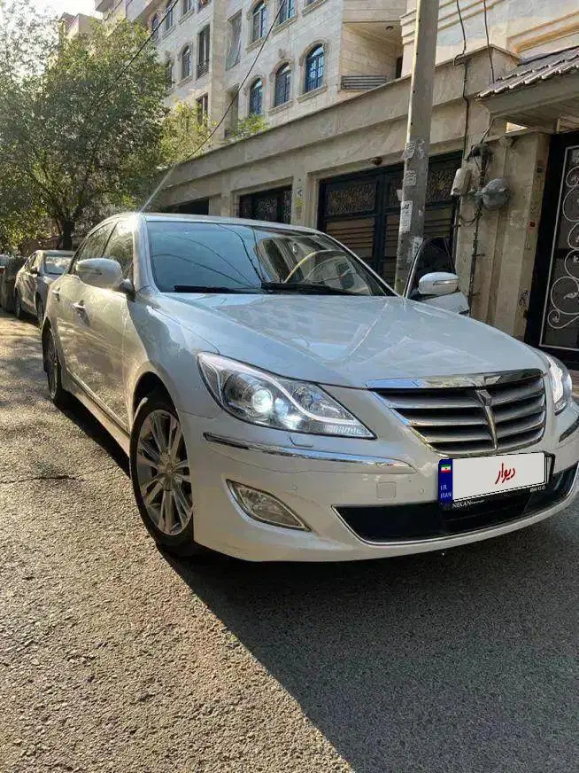 جنسیس ۲۰۱۲|خودرو سواری و وانت|تهران, نیاوران|دیوار