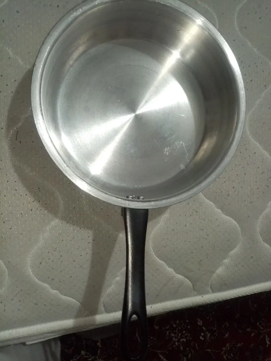 کاسه و ماهیتابه استیل قدیمی|کلکسیون اشیاء عتیقه|اراک, |دیوار