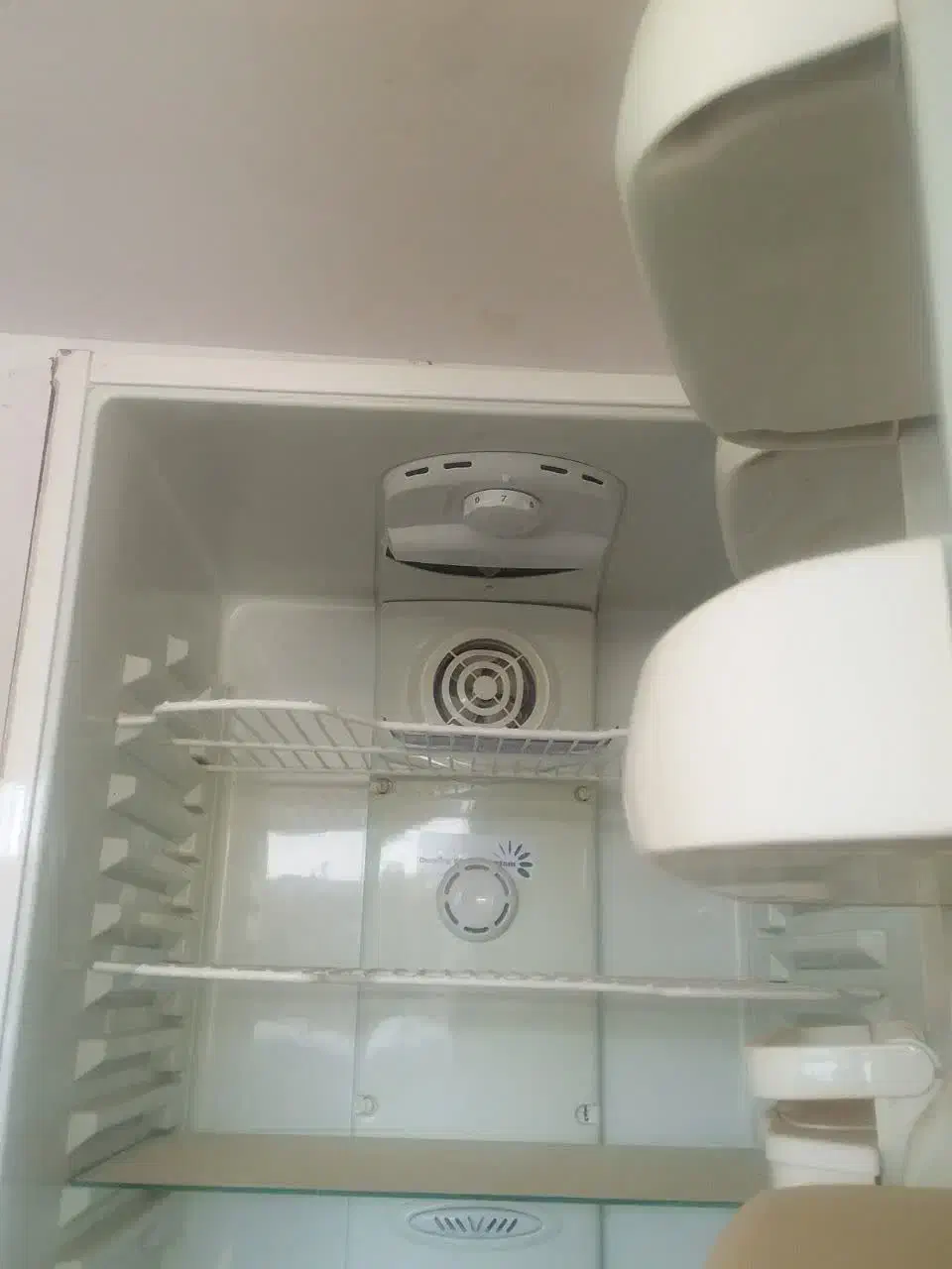 یخچال فریزر بالای پایین|یخچال و فریزر|آران و بیدگل, |دیوار