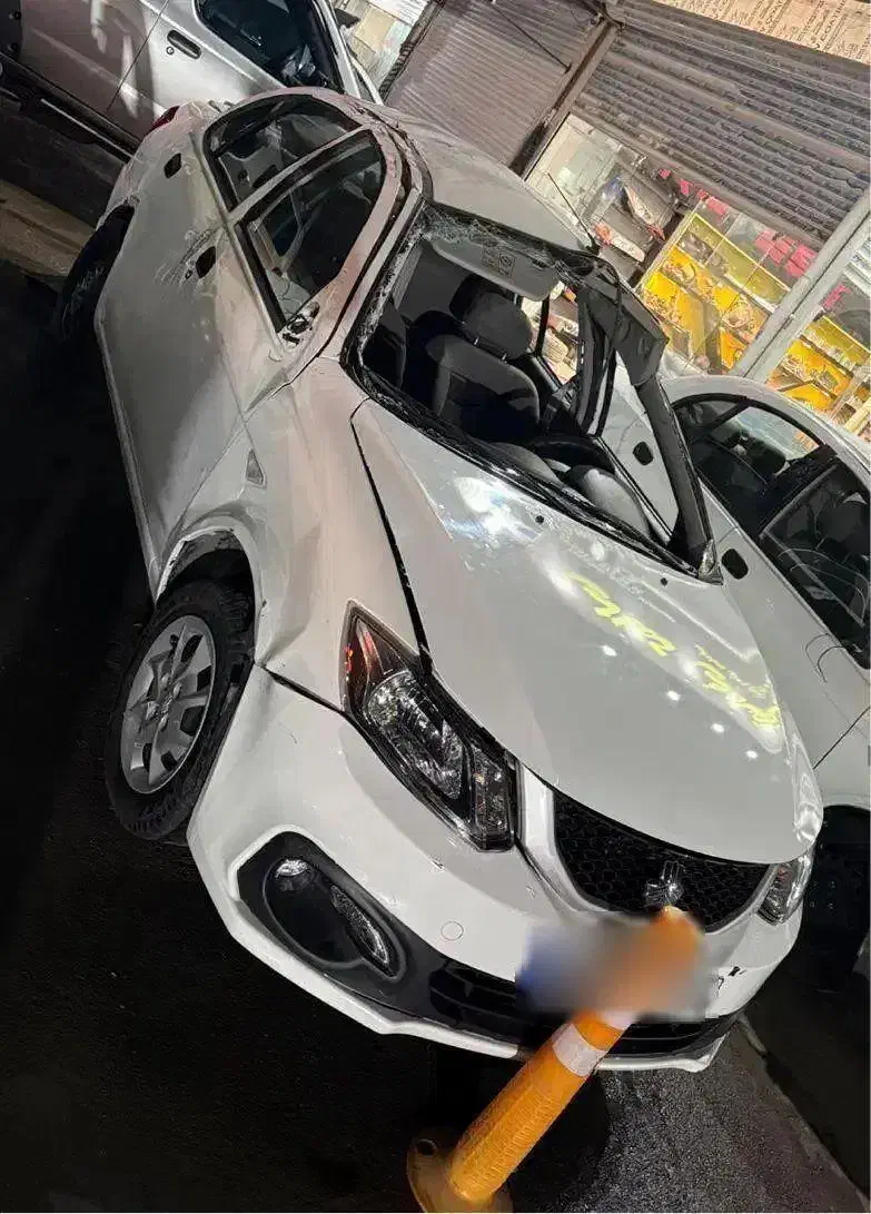 ساینا اس مدل ۴۰۲تصادفی کمضرب|خودرو سواری و وانت|مشهد, توس (بلوار توس)|دیوار