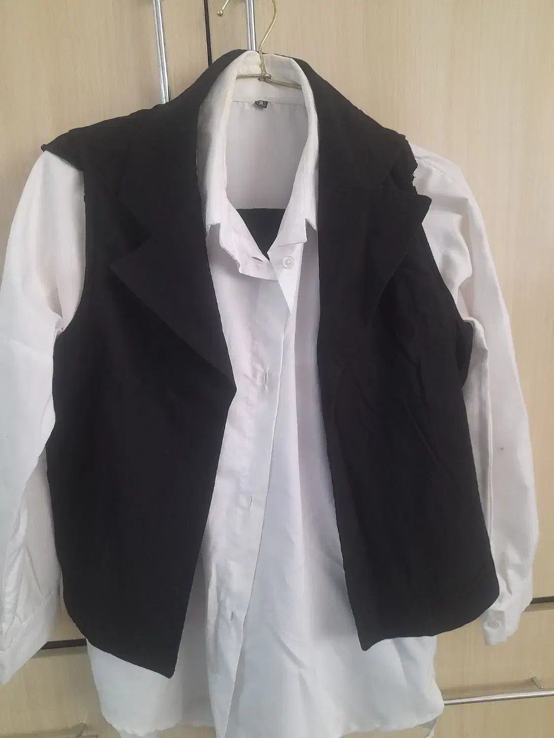 لباس مجلسی|کفش و لباس بچه|مشهد, انقلاب|دیوار