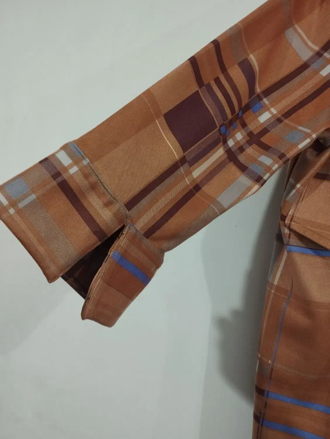 لباس|لباس|رشت, پیرکلاچای|دیوار