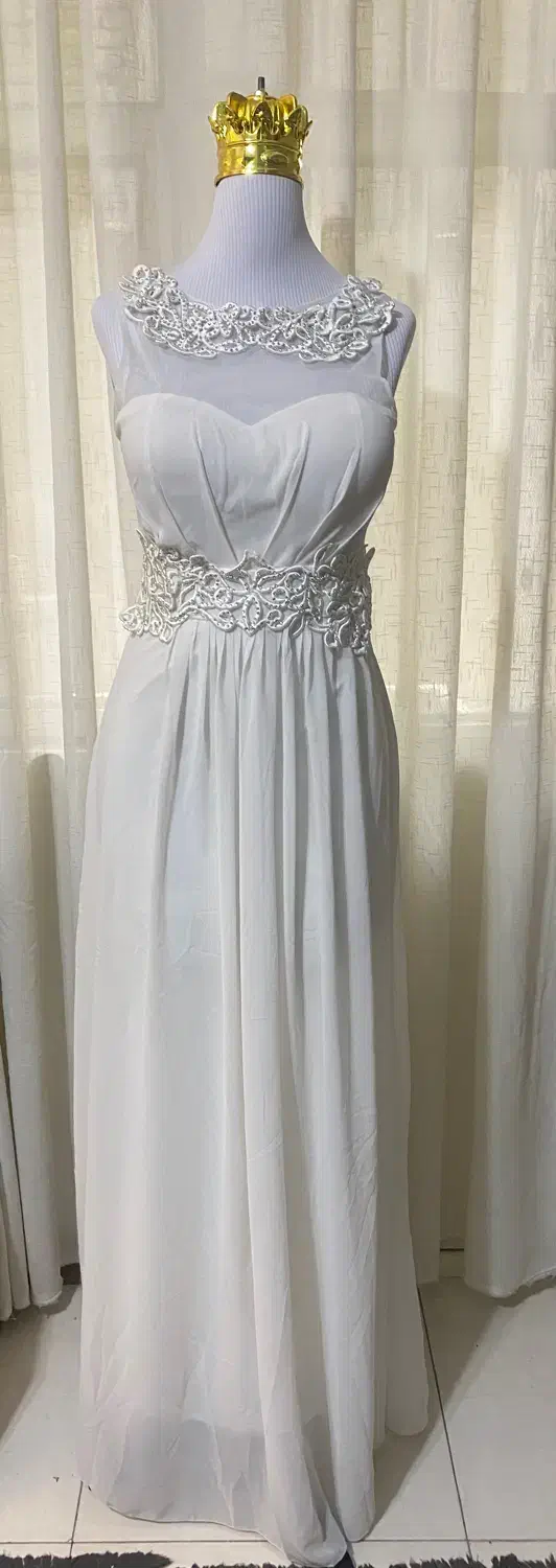 دو عدد لباس مجلسی شکل هم در دورنگ سفید و سبز|لباس|تهران, هاشمی|دیوار