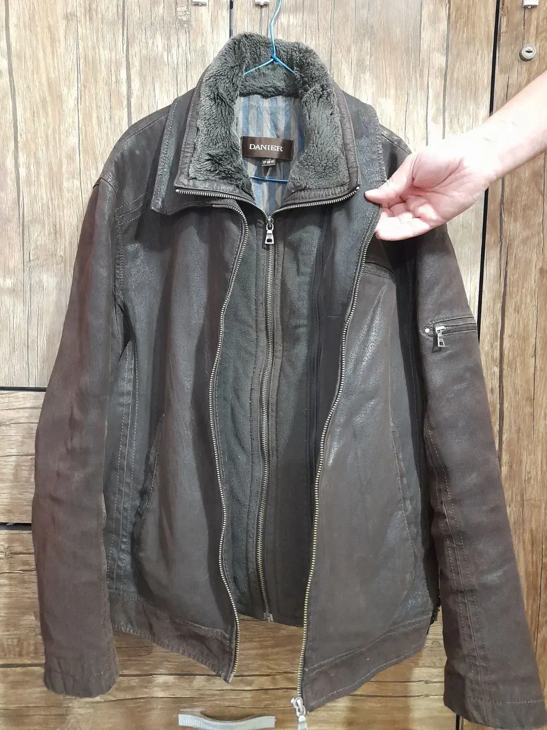 لباس|لباس|طرقبه, |دیوار