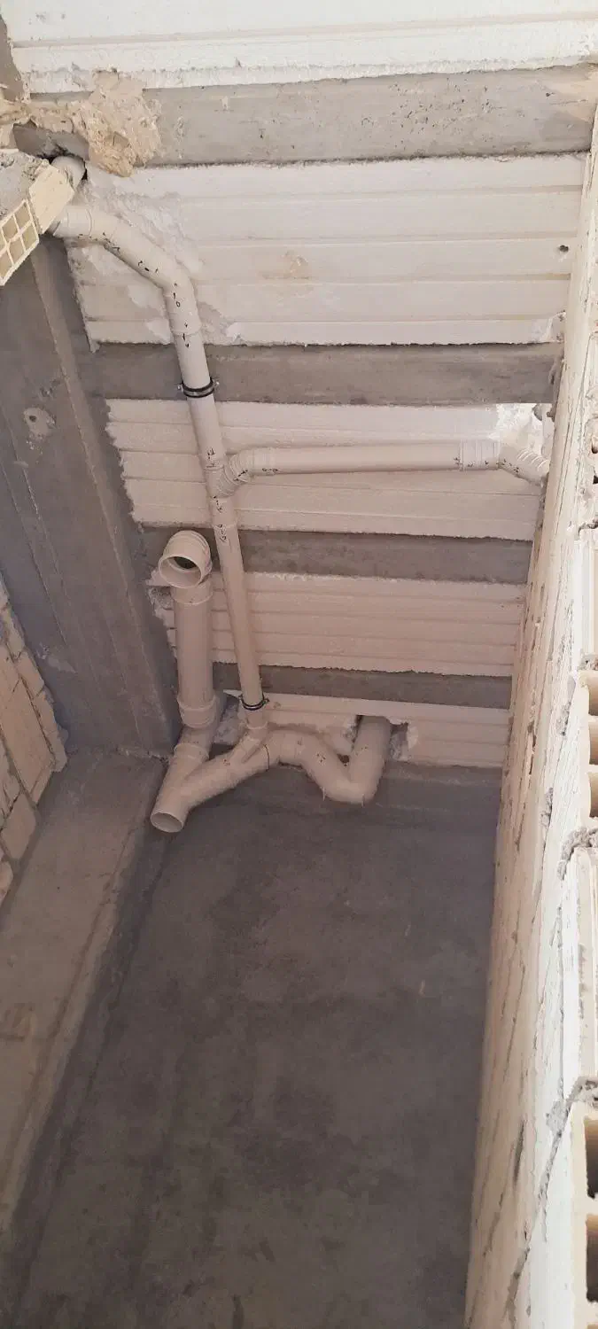 لوله کش برق کش سقف کاذب پی وی سی(pvc)|خدمات پیشه و مهارت|قشم, |دیوار