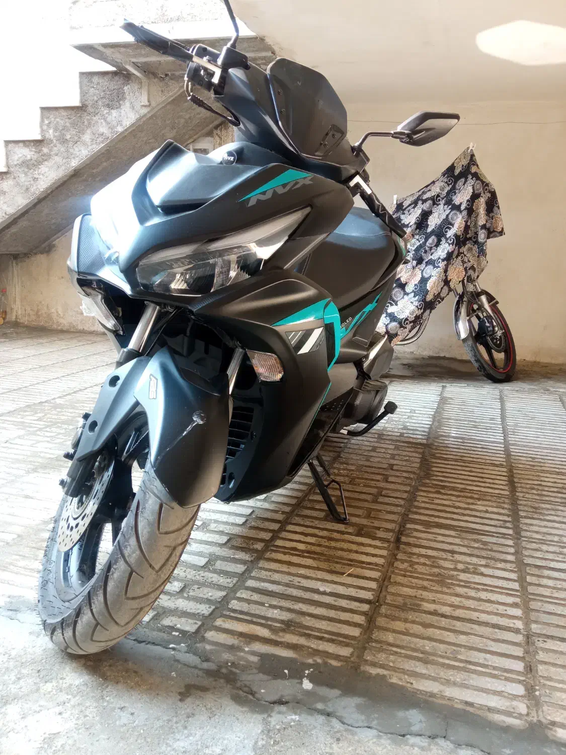 موتور اسکوتر180 کبیر آب خنک در حد صفر|موتورسیکلت|کنگاور, |دیوار