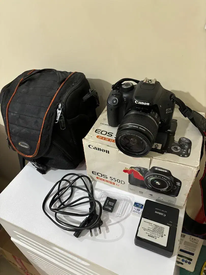 دوربین عکاسی کنون d550|دوربین عکاسی و فیلم‌برداری|تهران, جوادیه تهرانپارس|دیوار