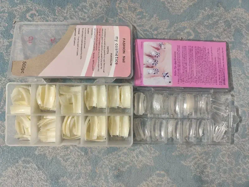 دو بسته تیپ کاشت ناخن|آرایشی، بهداشتی، درمانی|شاهینشهر, عطار|دیوار