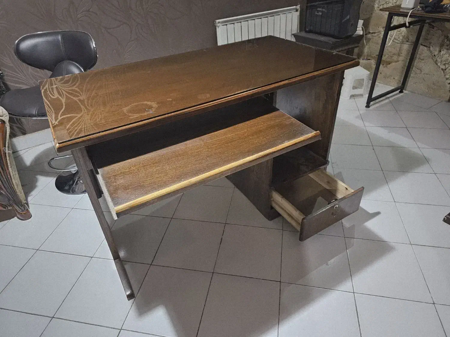 میز تلوزیون چوب و شیشه و میز تحریر چوب و شیشه|میز تلویزیون|تهران, جنتآباد مرکزی|دیوار