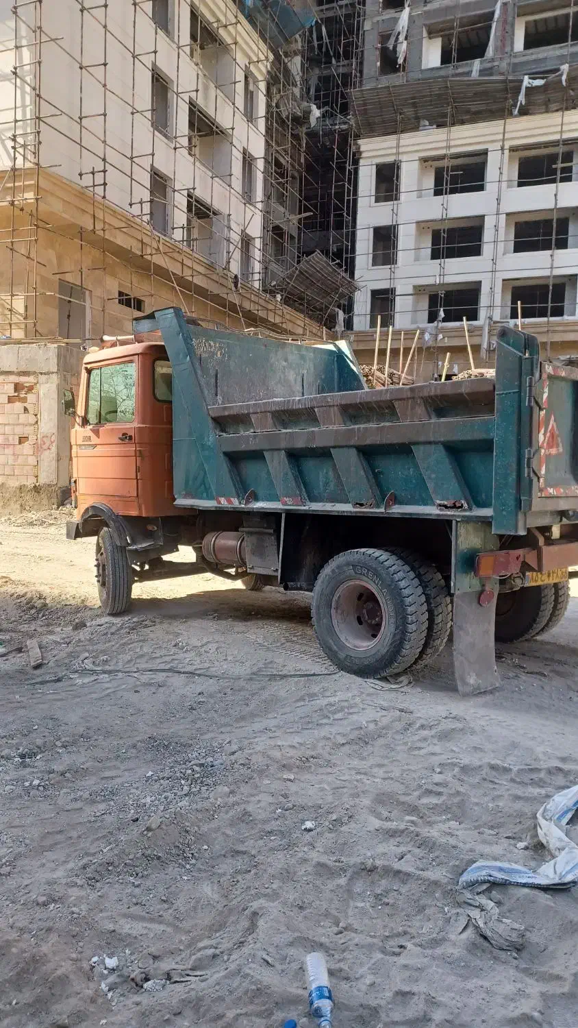 حمل خاک ونخاله توسط خاور،بادسان،بابکت،کارگر|خدمات حمل و نقل|تهران, زعفرانیه|دیوار