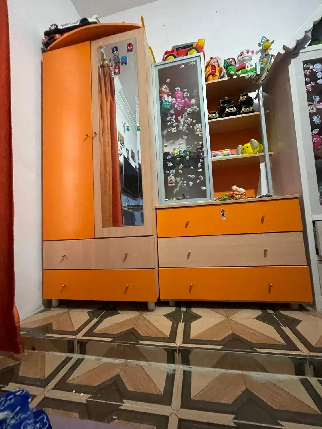 کمد کودک و نوجوان|تخت و سرویس خواب|خرمشهر, |دیوار