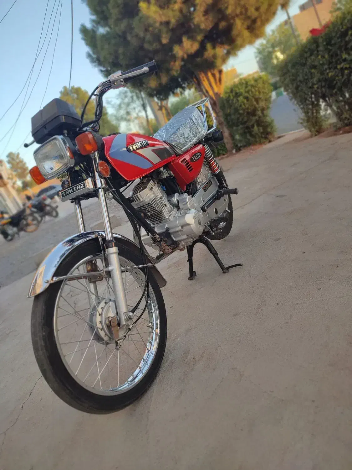 تکتاز401|موتورسیکلت|تربت جام, میان جام|دیوار