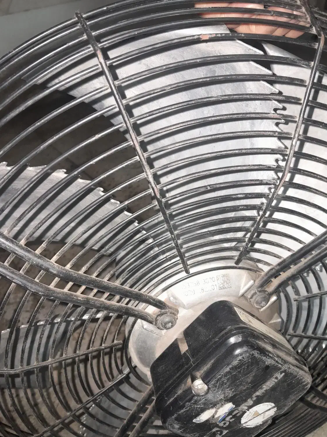 فن سردخانه|ماشینآلات صنعتی|هشتگرد, سیف آباد|دیوار