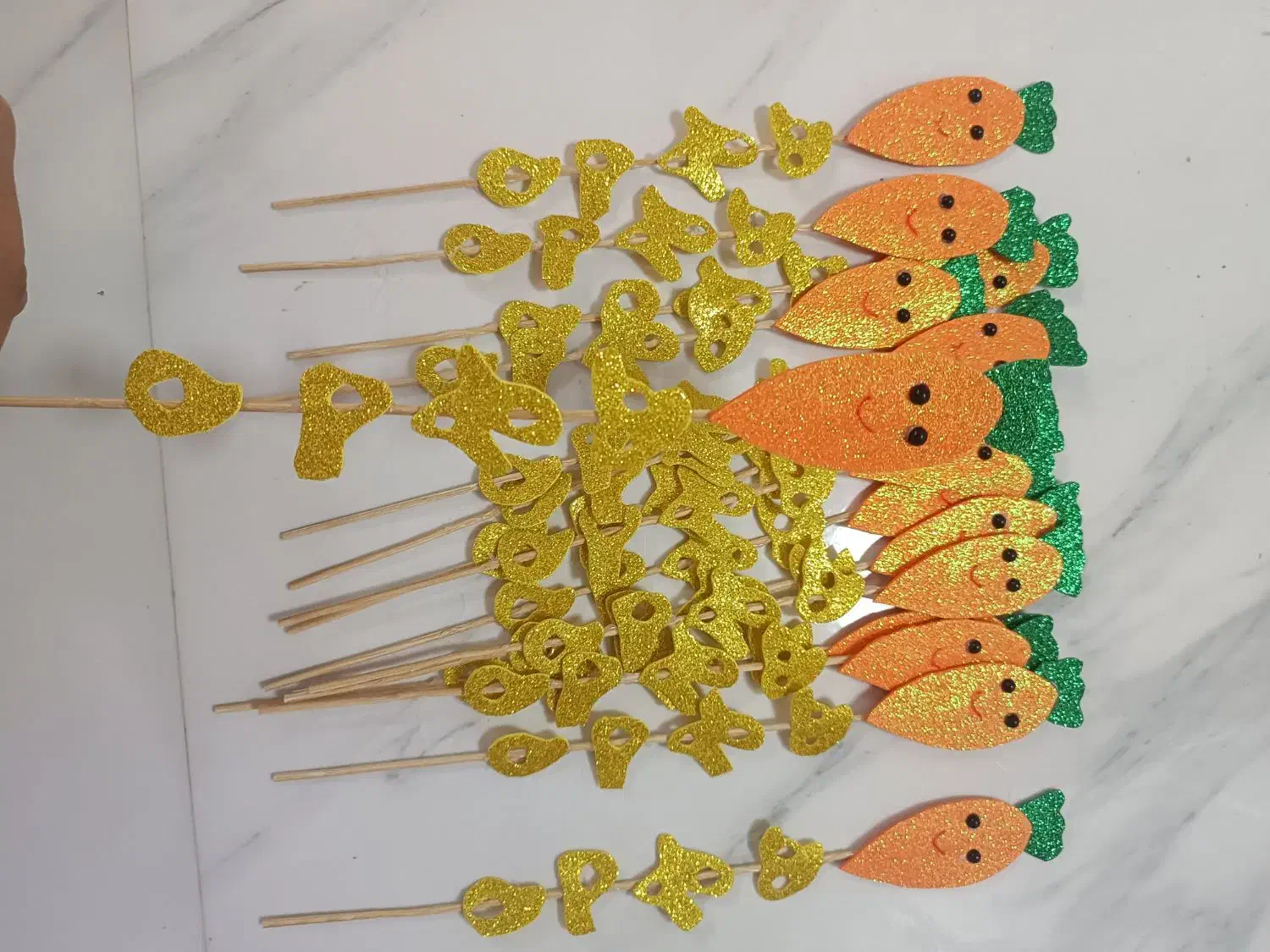 گیفت حروف الفبا تاپر تاج جشن یلدا تاج جشن صد وهزار|لوازم التحریر|تهران, افسریه جنوبی|دیوار