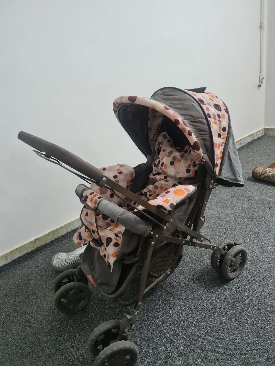 کریر کودک|کالسکه و لوازم جانبی|محلات, |دیوار