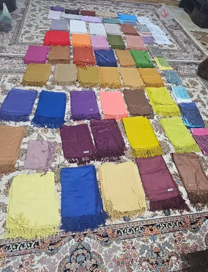 شال ساده جنس تُرک...|لباس|شیراز, فرهنگ شهر|دیوار