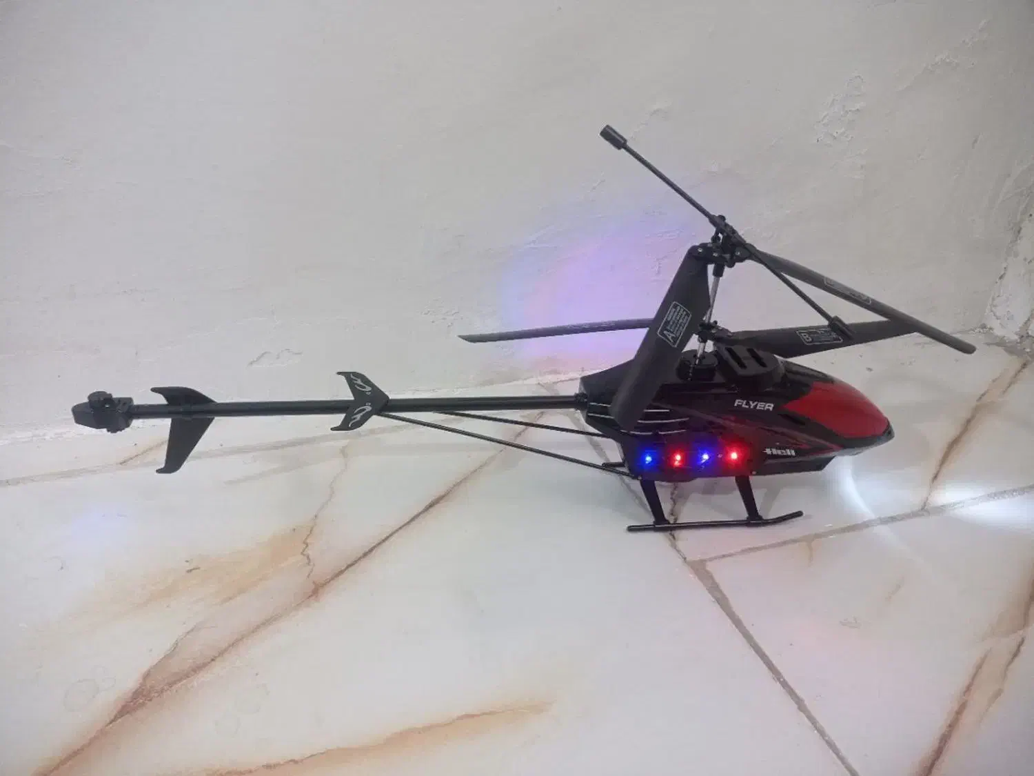 هلیکوپتر چراغدار|اسباب‌‌بازی|مشهد, ایثار|دیوار