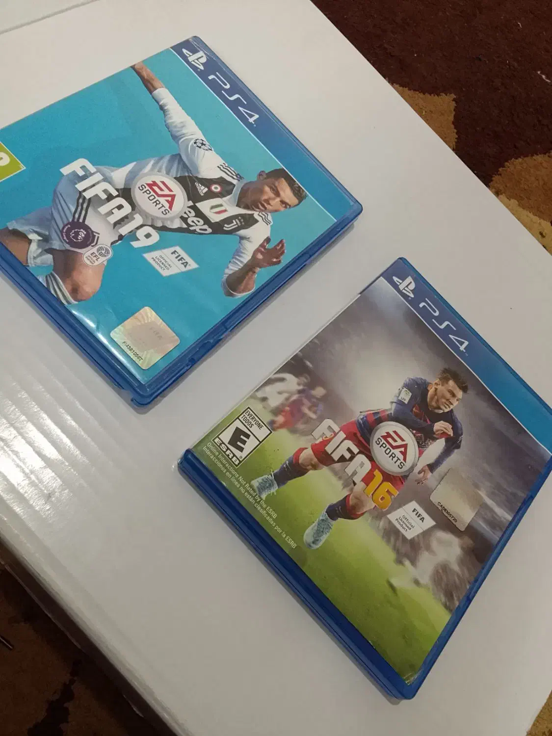 سی دی بازی فیفا۱۹فیفا۱۶پیس فور دی وی دیpes4|کنسول، بازی ویدئویی و آنلاین|بندرعباس, |دیوار