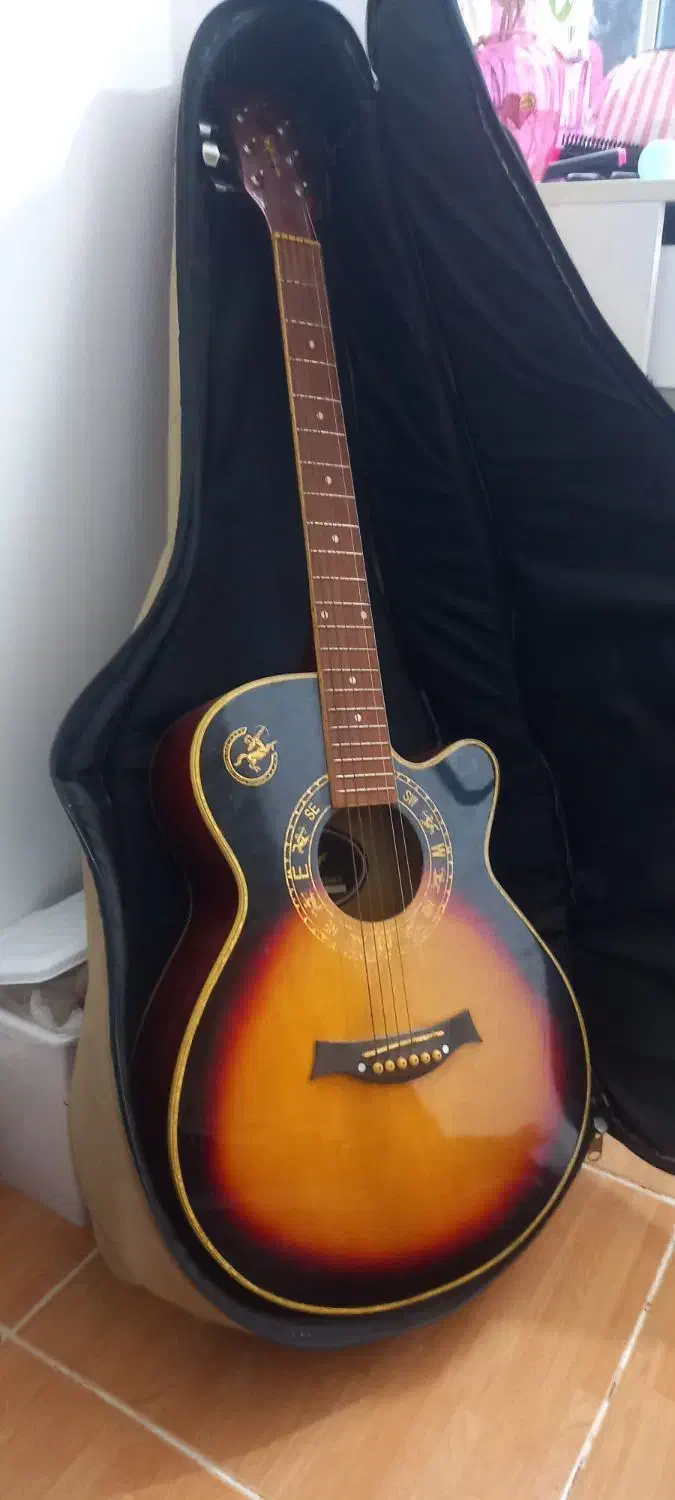 گیتار|گیتار، بیس، امپلیفایر|لنگرود, |دیوار