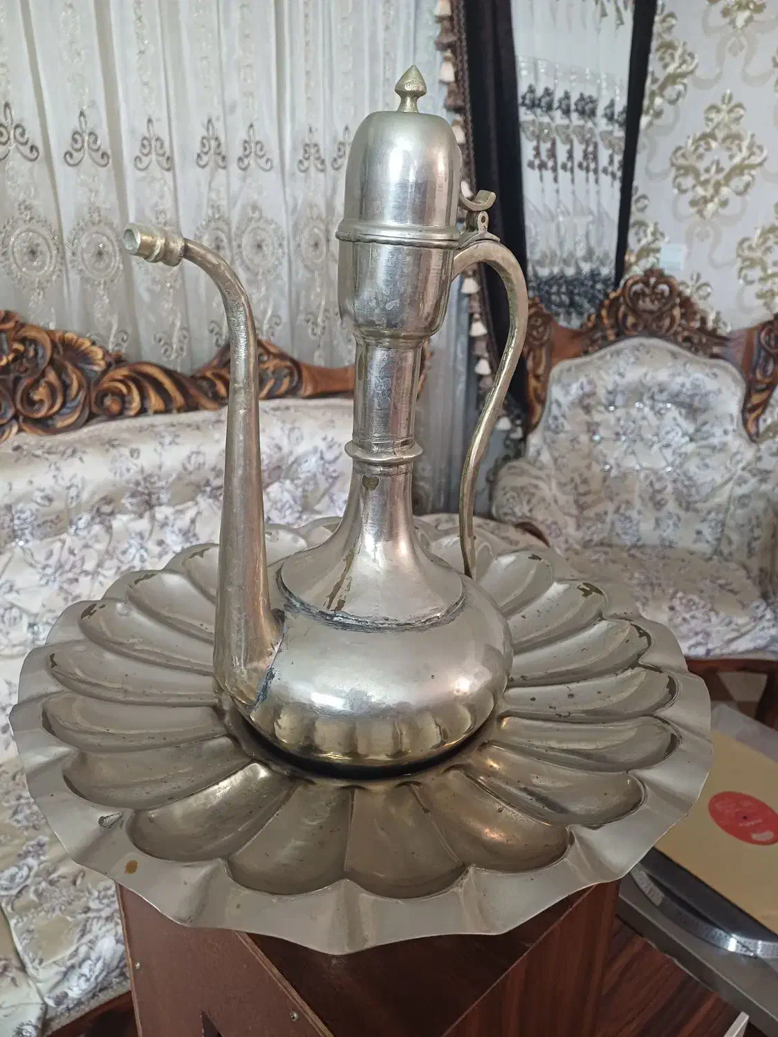 جنس ورشو|کلکسیون اشیاء عتیقه|بروجرد, |دیوار