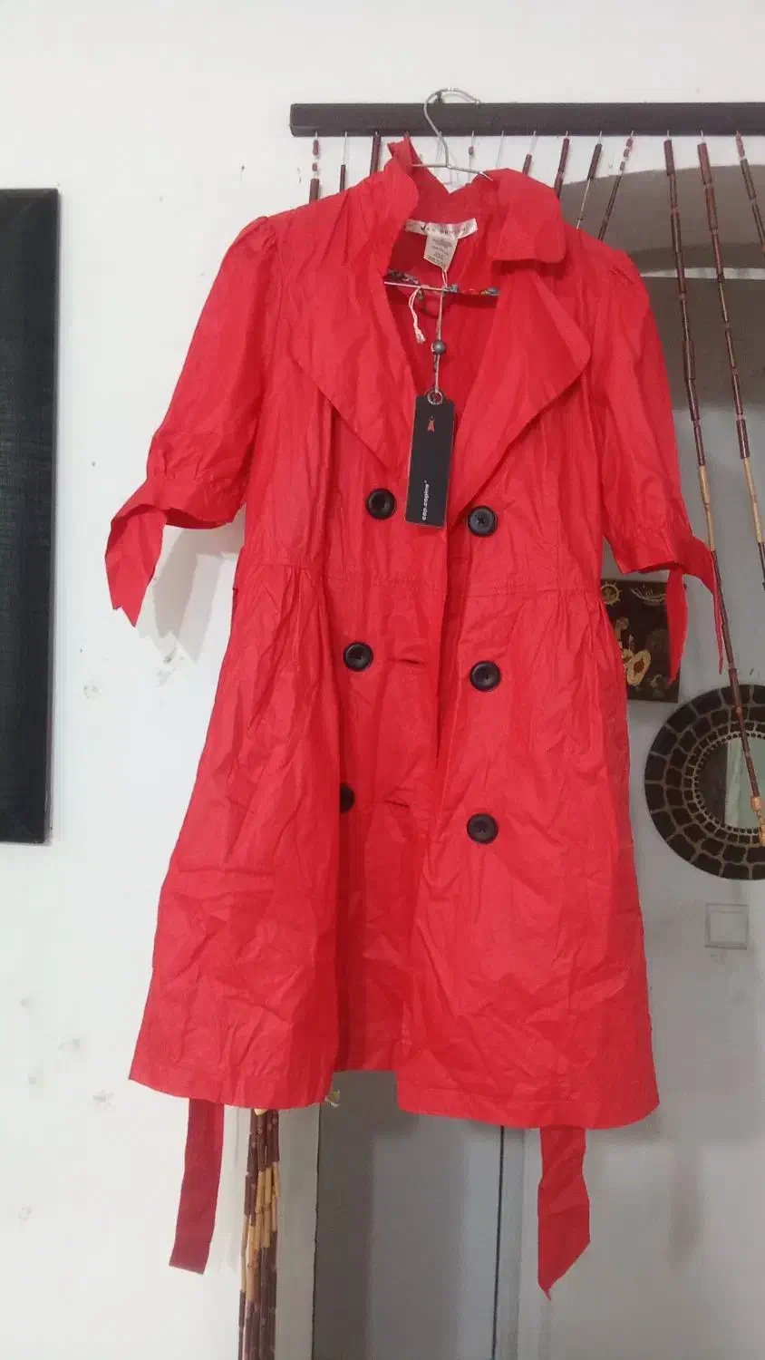 بارانی زنانه|لباس|رشت, کوی قدس|دیوار