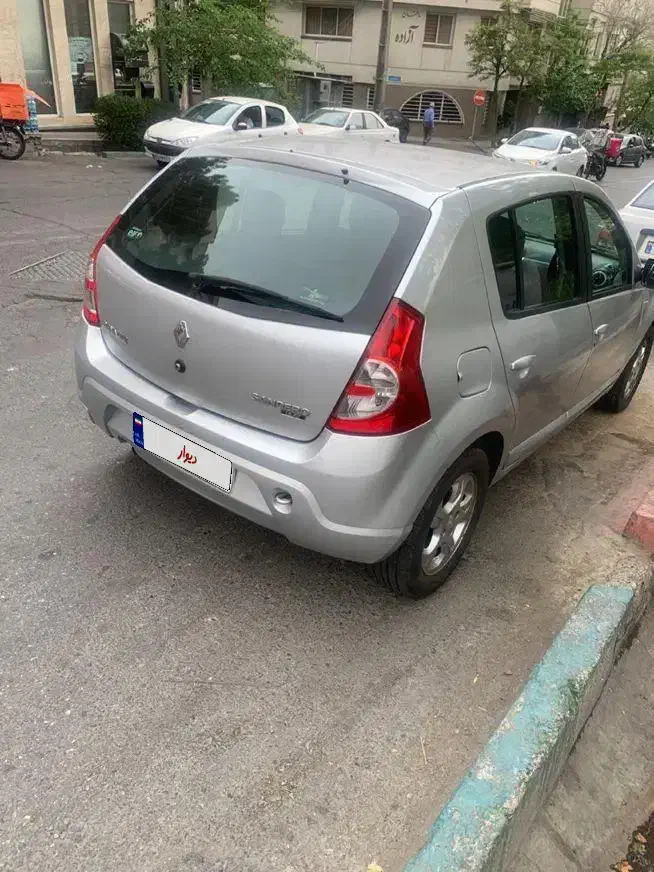 ساندرو اتومات  بی رنگ|خودرو سواری و وانت|تهران, کرمان|دیوار