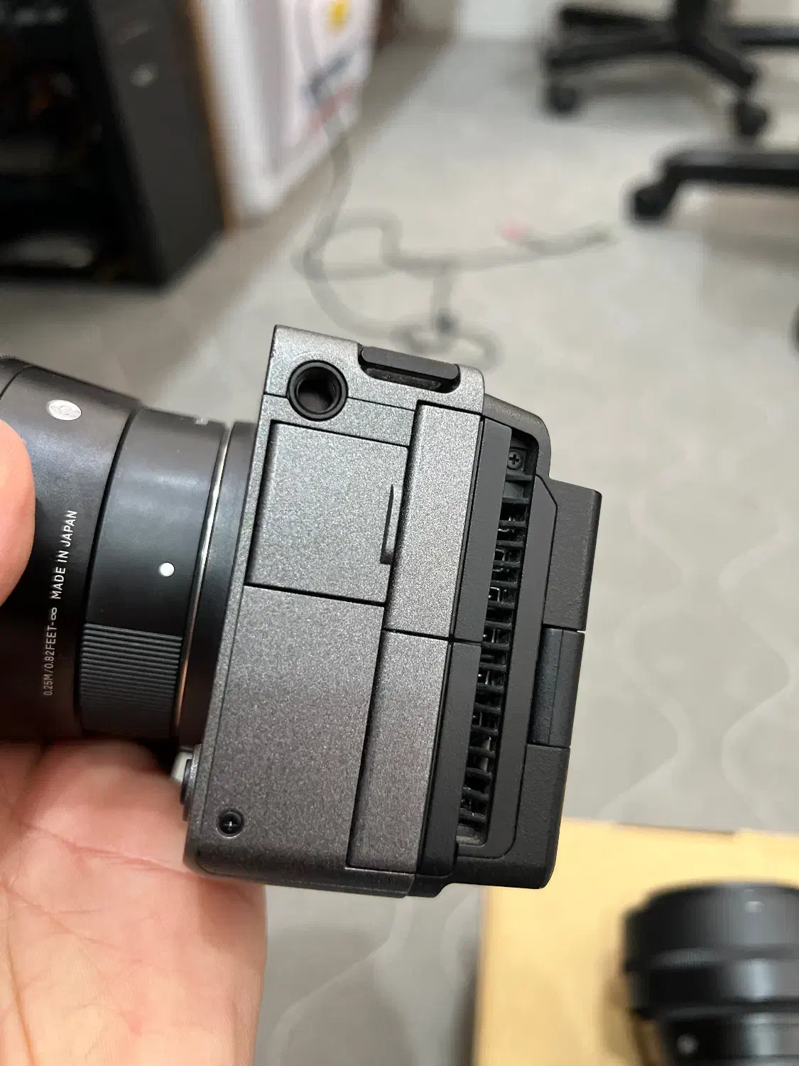 Sony fx30 with sigma 56 16 mm f1.4|دوربین عکاسی و فیلم‌برداری|تهران, دستغیب|دیوار