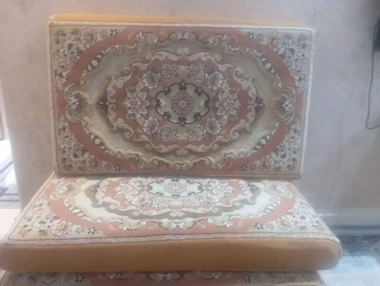 پشتی سنتی|پشتی|ری, دیلمان|دیوار