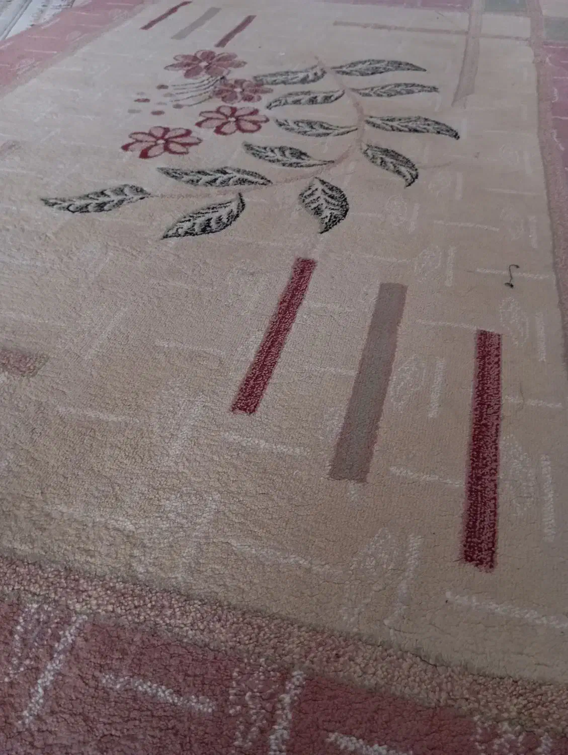 قالی کوچک|فرش|مشهد, شهید رضوی|دیوار