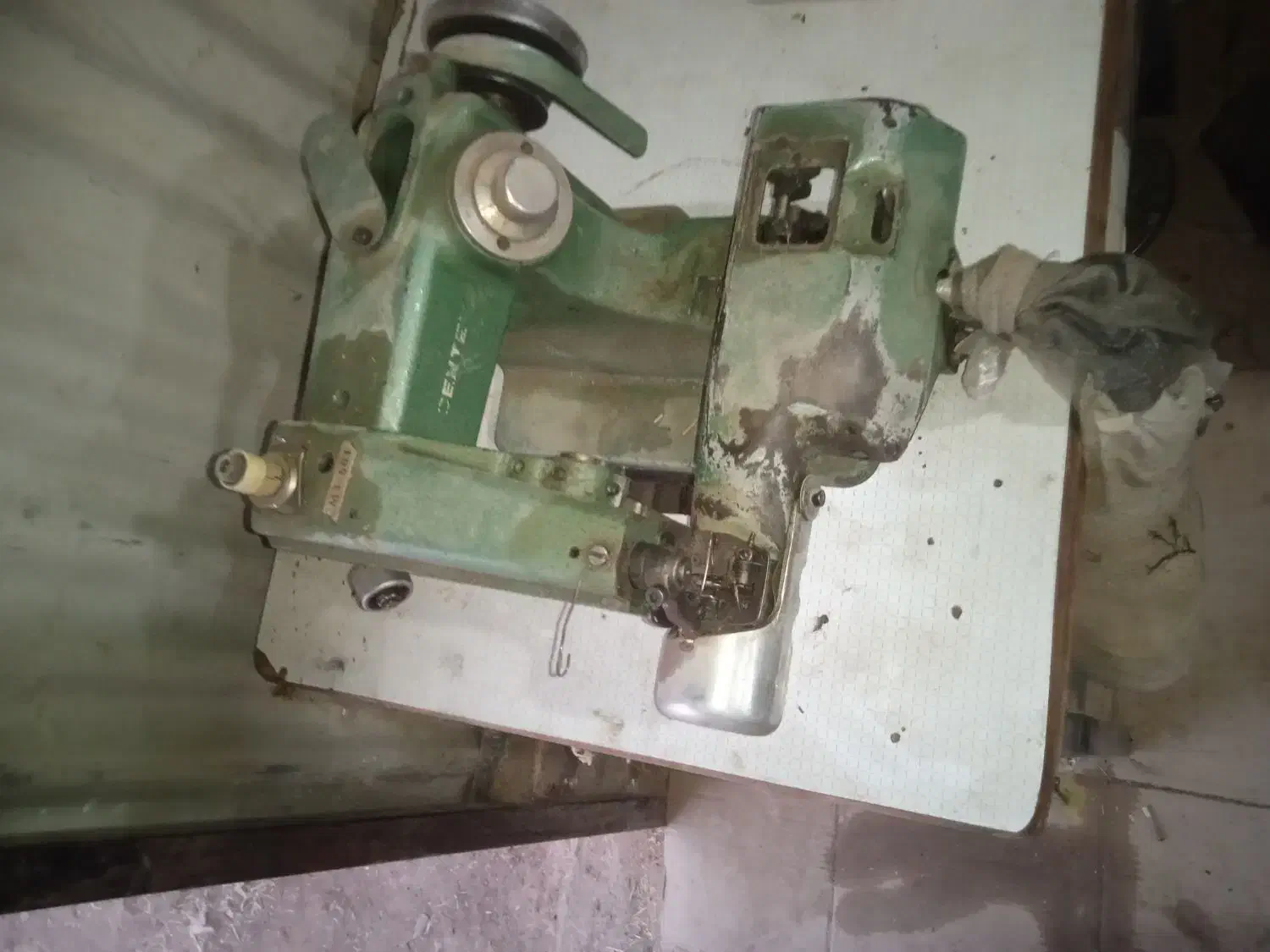 پس دوز جوراب بافی سر دوز میز پسدوز دینام و...|چرخ خیاطی و ریسندگی|میلاجرد, |دیوار