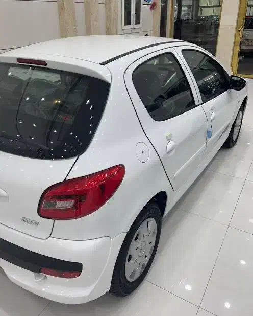 ۲۰۷ مدل ۱۴۰۳|خودرو سواری و وانت|ساوه, |دیوار