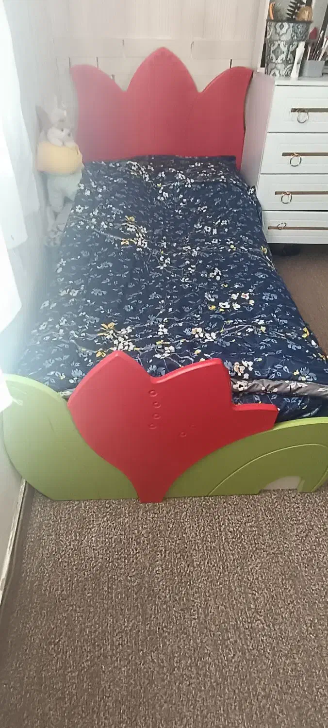 تخت و کمد|تخت و سرویس خواب|قروه, |دیوار