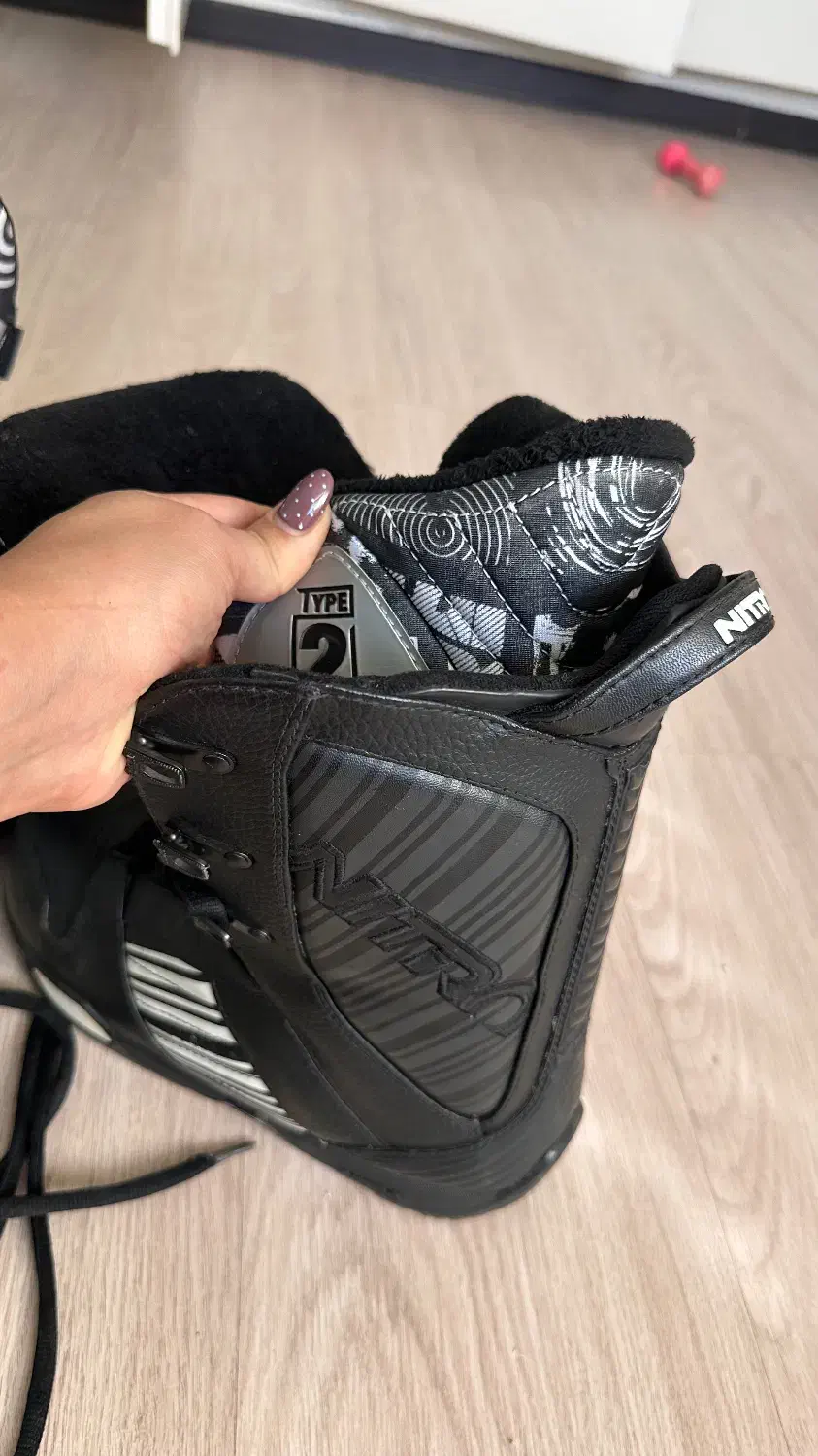 اسکی|ورزش‌های زمستانی|تهران, آبشار تهران (دریاچه)|دیوار