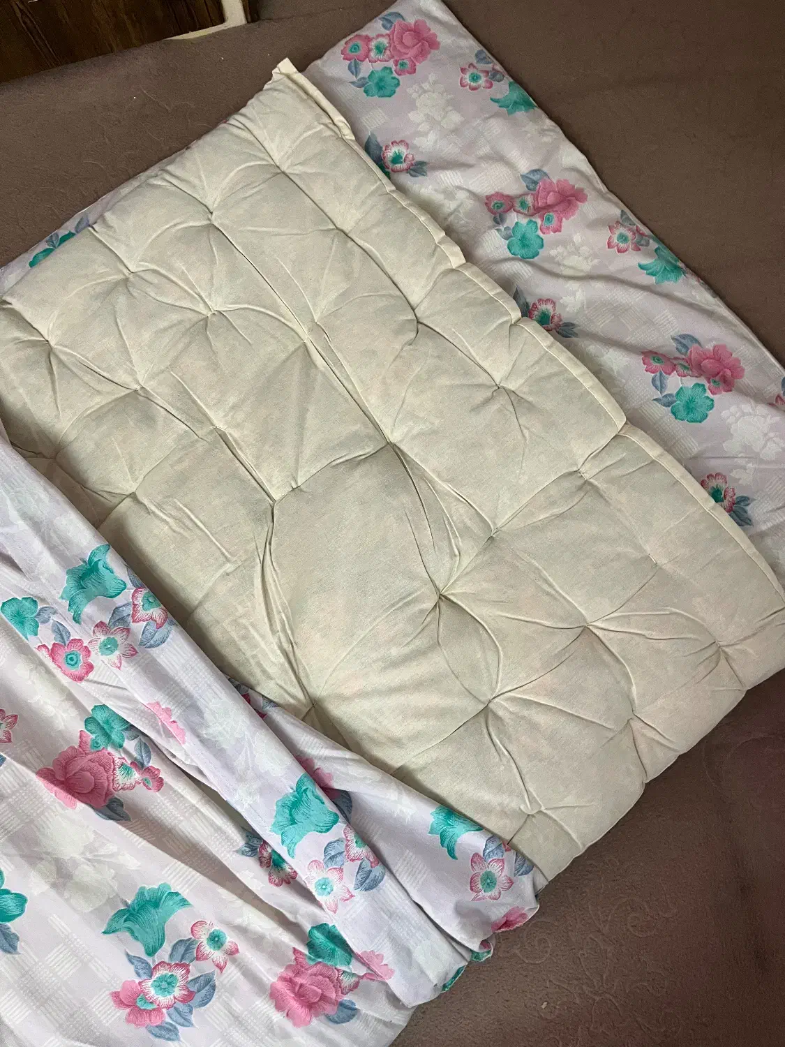 تشک|رختخواب، بالش، پتو|اسلام‌شهر, شهرک واوان|دیوار