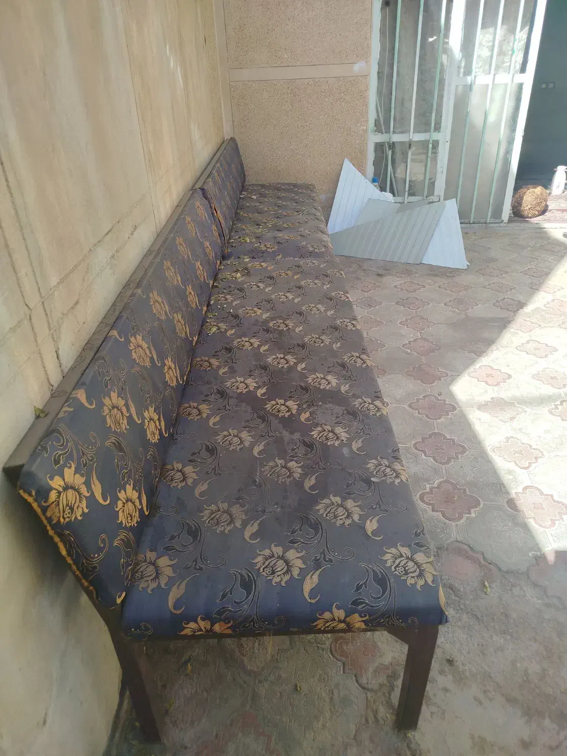 نیمکت آهنی ۳عدد بزرگ|صندلی و نیمکت|کرمان, |دیوار