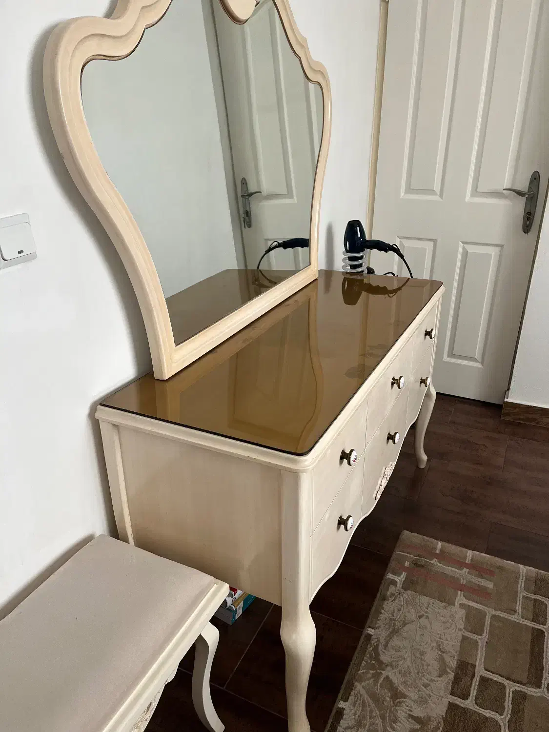 سرویس خواب|تخت و سرویس خواب|چالوس, |دیوار