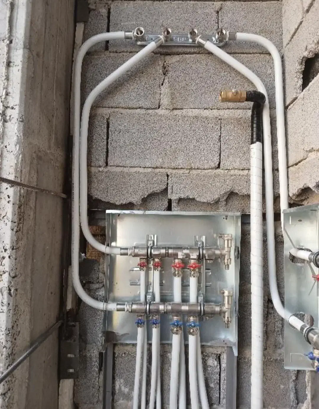 تاسیسات لوله کشی پکیج وآب و فاظلاب و‌تعمیرشیرالات|خدمات پیشه و مهارت|سنندج, |دیوار