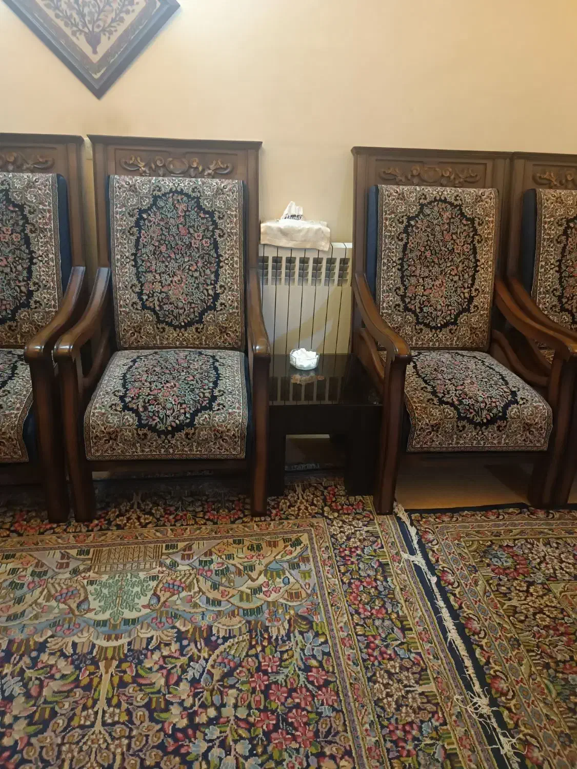 مبل قالی نو|مبلمان خانگی و میز عسلی|کرمان, |دیوار