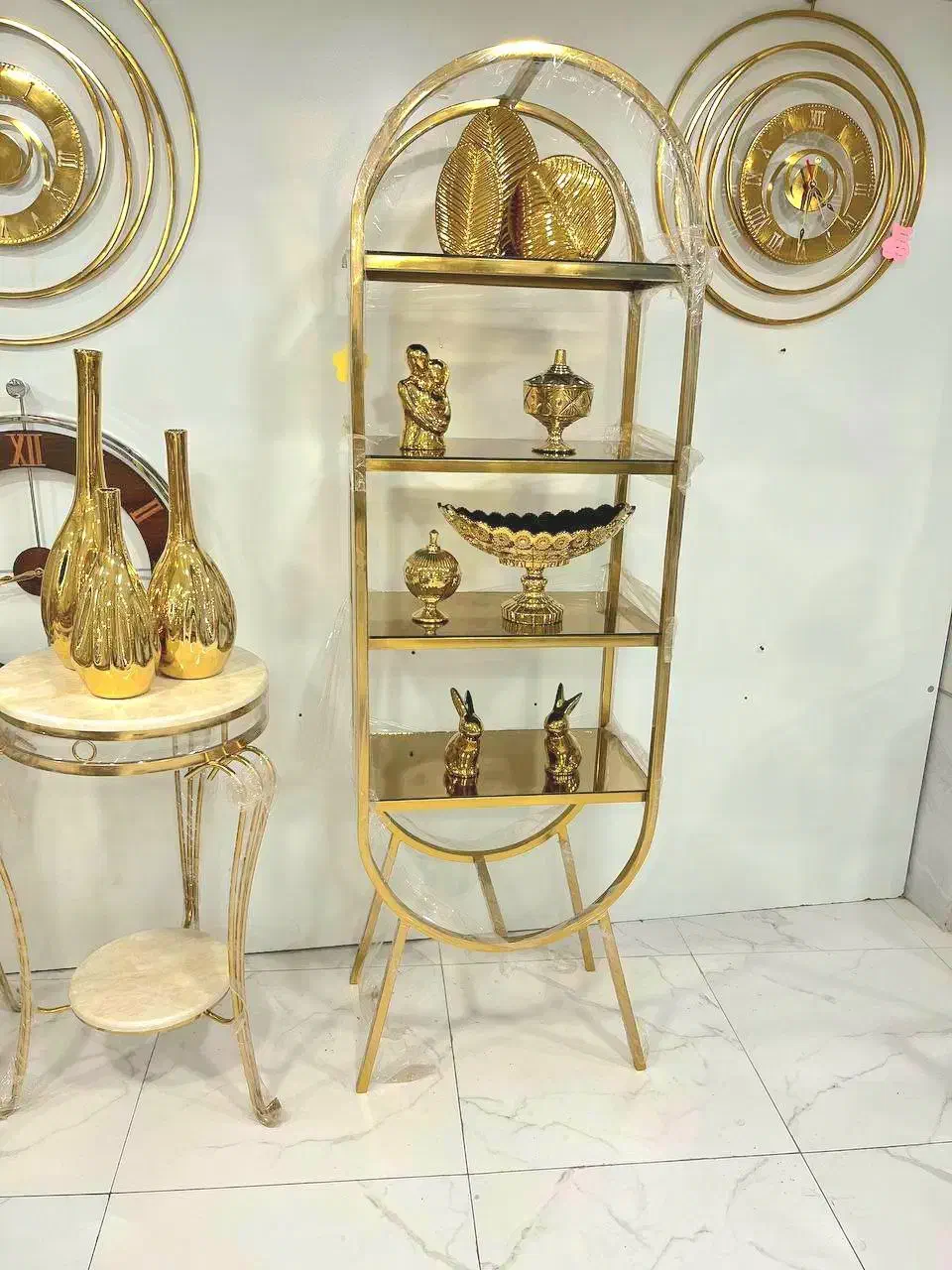 بوفه ویترین فلزی طلایی آینهدار بیضی|بوفه، ویترین، کنسول|سیرجان, |دیوار
