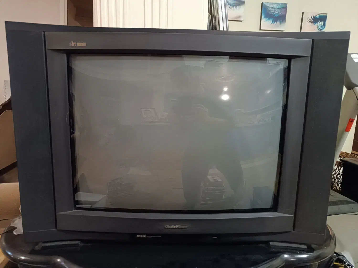 تلویزیون قدیمی - میز تلویزیون - مانیتور قدیمی LG|تلویزیون و پروژکتور|تهران, امیرآباد|دیوار