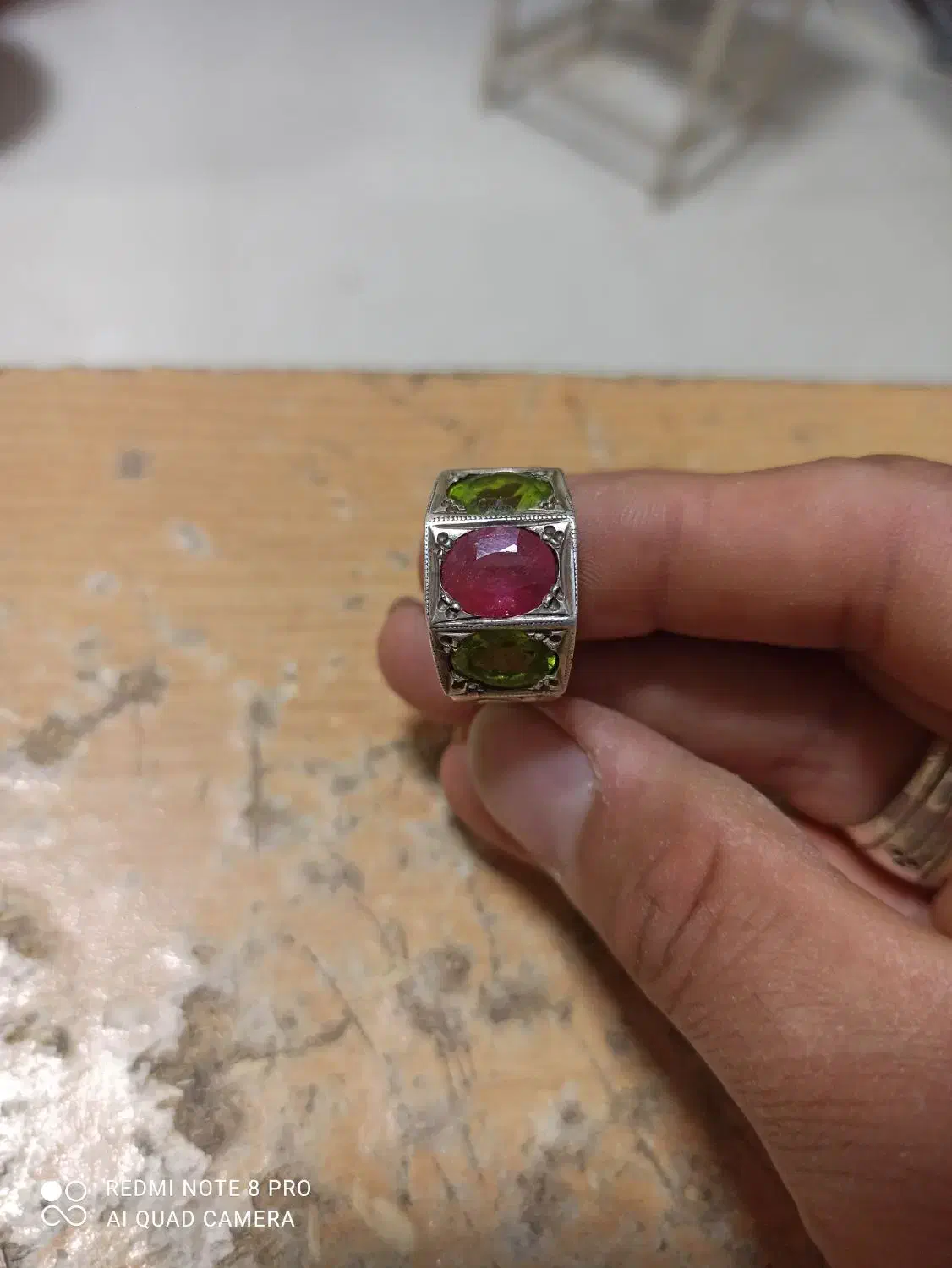 جواهر چند نگین زبرجدو یاقوت|جواهرات|شهرضا, |دیوار