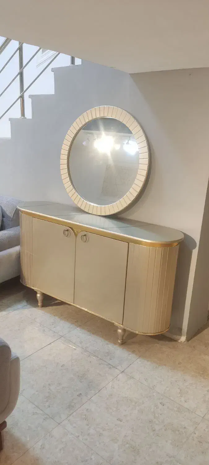 کنسول و میز تیوی زیر قیمت|بوفه، ویترین، کنسول|رباط‌کریم, وهن آباد|دیوار