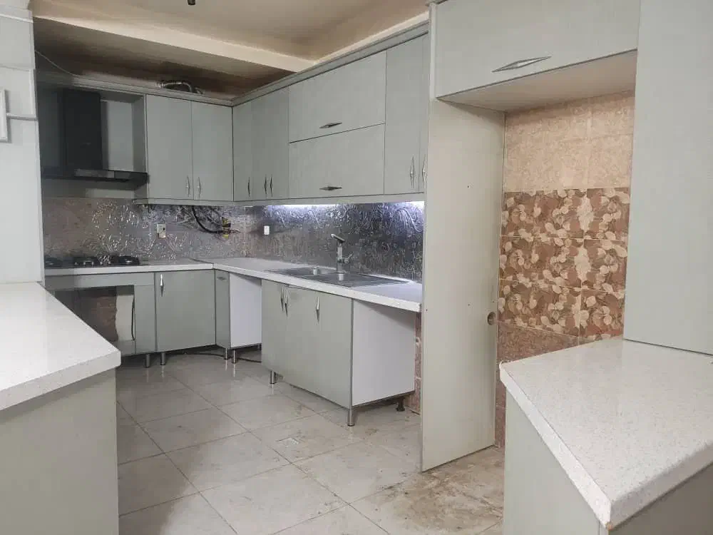 آپارتمان ۸۰متری/شهرک ولیعصر /خانم تاجیک|اجارهٔ آپارتمان|ورامین, شهرک فجر|دیوار