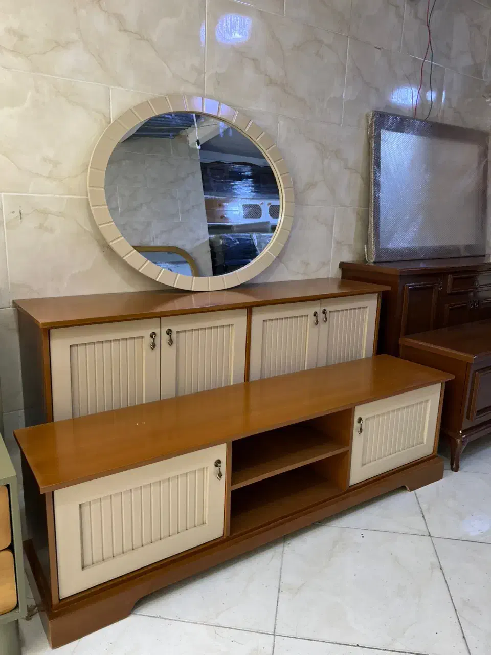 کشمیر کنسول آینه. آینه کنسولی کشمیر|بوفه، ویترین، کنسول|خرمآباد, |دیوار