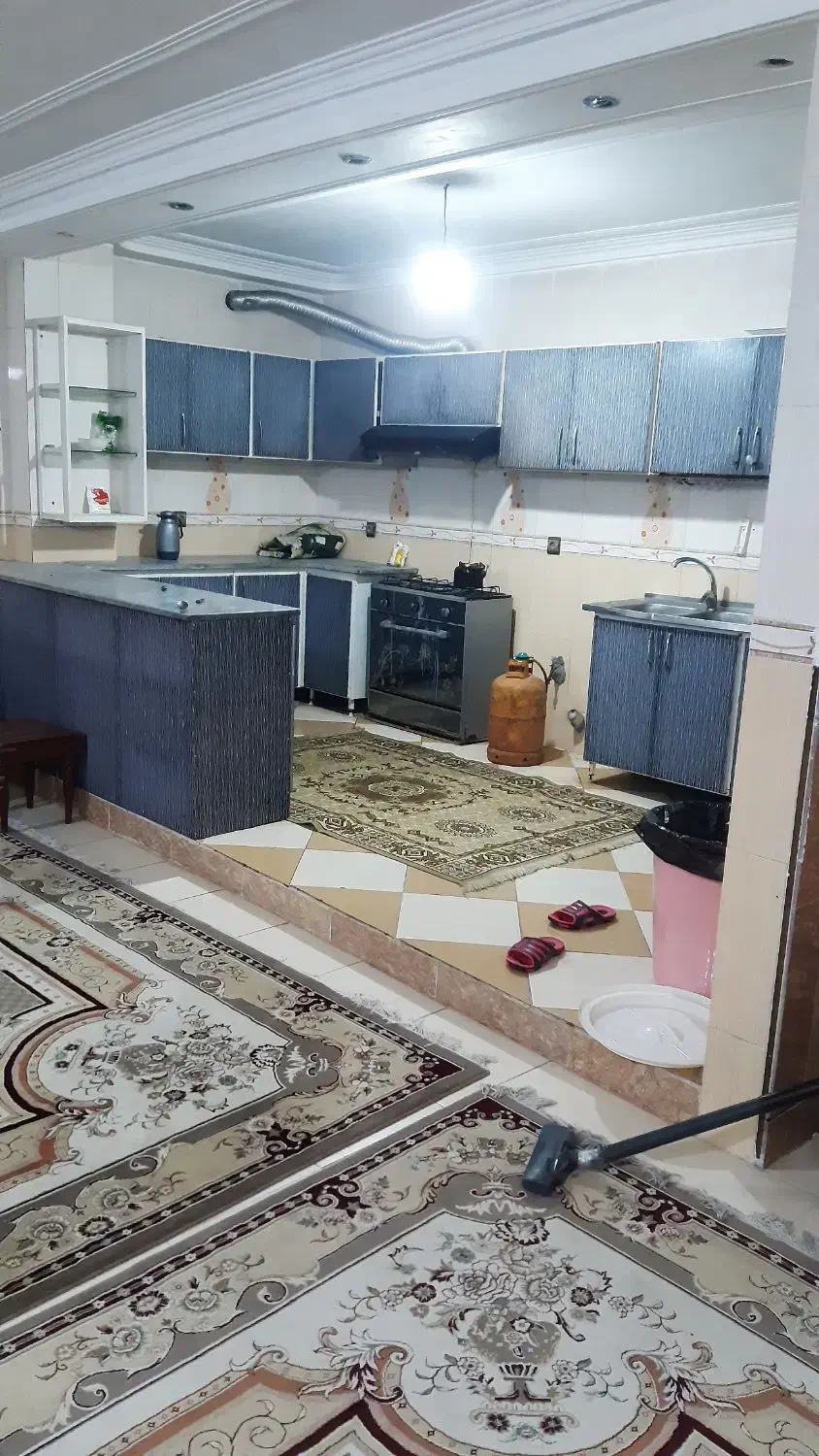 اجاره روزانه/هفتگی/ماهانه آپارتمان ۱۰۰ متری|اجارهٔ کوتاه‌مدت آپارتمان و سوئیت|بندرعباس, |دیوار