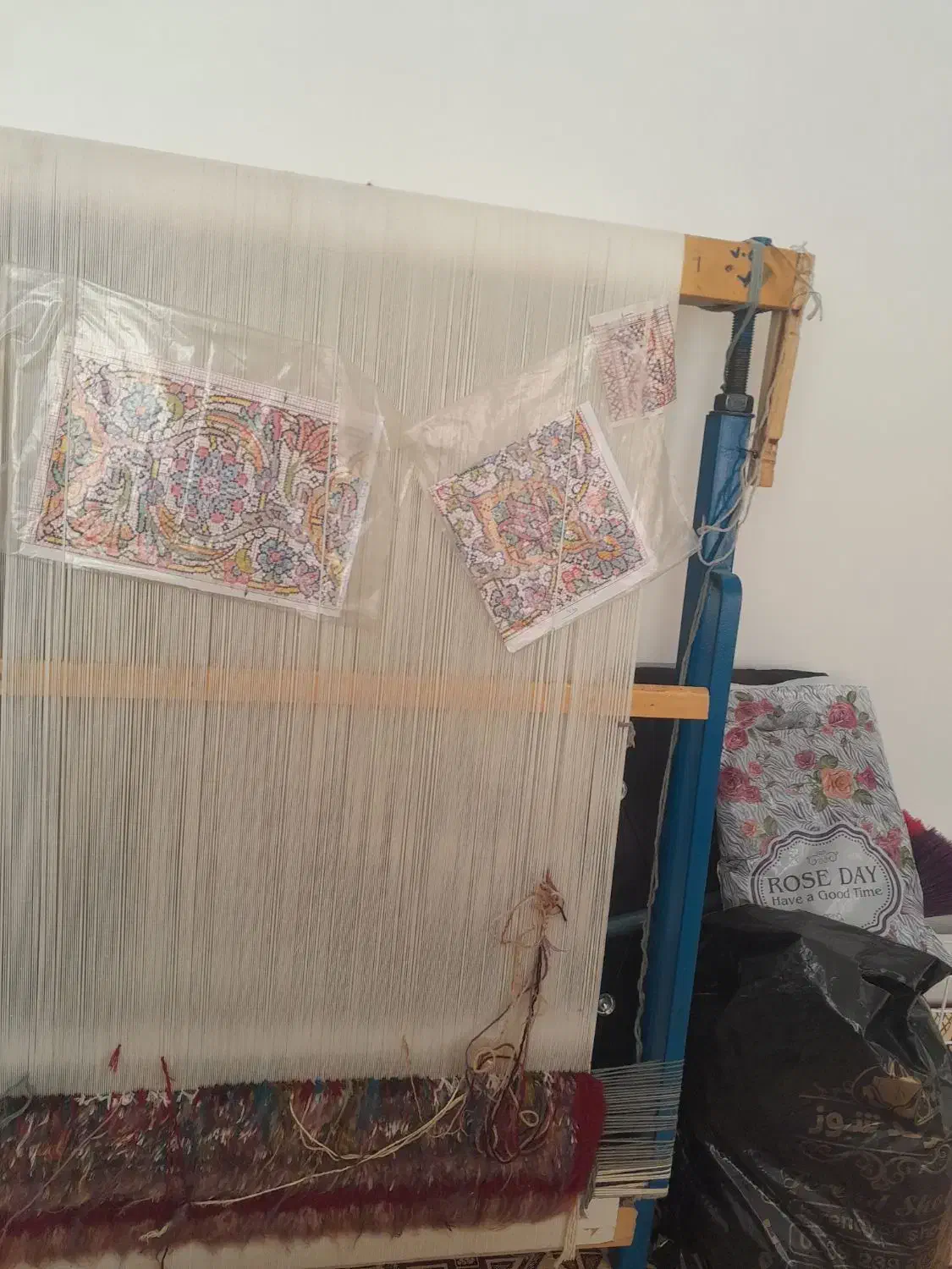 فرش زرنیم|فرش|فیرورق, |دیوار