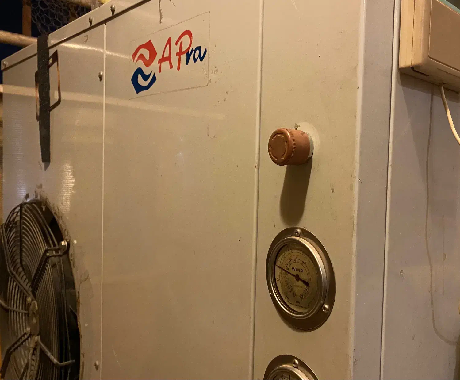 مینی چیلر 4 تن|کولر گازی و فن‌کوئل|تهران, صادقیه|دیوار