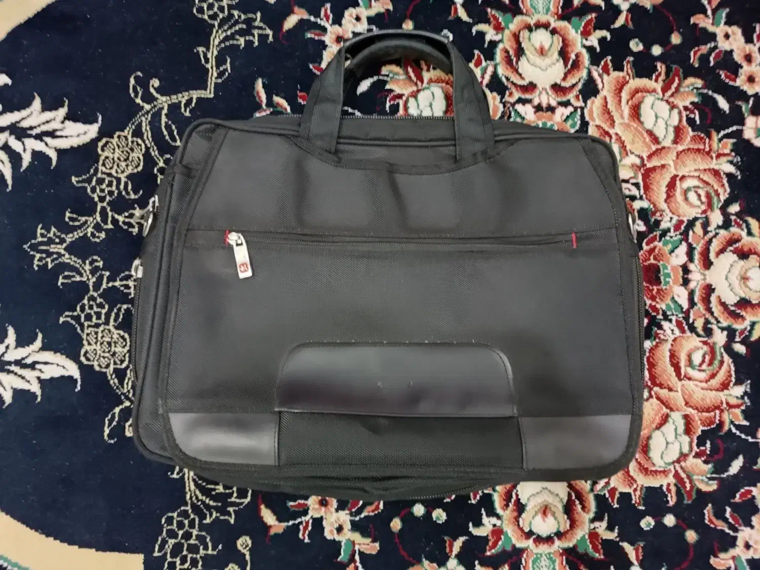 کیف اداری|کیف، کفش، کمربند|قم, باجک دو|دیوار